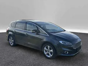 Ford S-Max Titanium*Standhzg*Sitzhzg*LED*NAVI*AHK*Kamera*