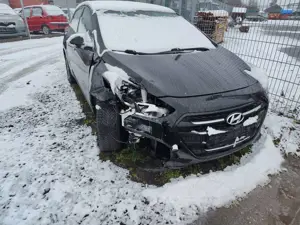 Hyundai i30 blue Trend 1.6 Diesel EURO6