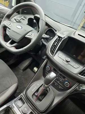 Ford Kuga Kuga 2.0 TDCi 4x4 Aut. ST-Line Bild 4