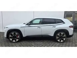 BMW XM LCProf BW Parkass+ SHZ V+H Keyless SoftClose Bild 5