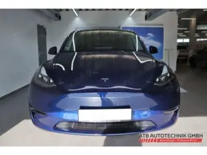 Tesla Model Y Long Range DUAL MOTORS Panorama Navi digitales Coc Bild 3