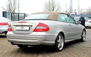 Mercedes-Benz CLK 500 Giorgio Armani 1 of 100/NAVI/TEILLEDER/ Bild 2