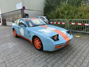 Porsche 944 S