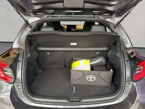 Toyota Yaris Hybrid 130 1.5 VVT-i Style Bild 5
