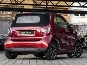 smart forTwo EQ  cabrio Exclusive+Ambiente+Cam Bild 2