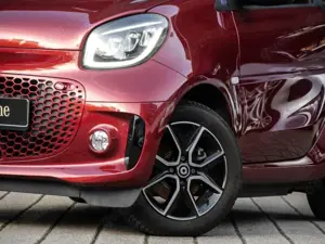 smart forTwo EQ  cabrio Exclusive+Ambiente+Cam Bild 4