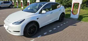Tesla Model Y Model Y RWD
