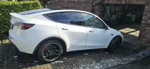 Tesla Model Y Model Y RWD Bild 3