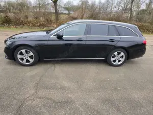Mercedes-Benz E 220 E 220 d T 9G-TRONIC Avantgarde Bild 4