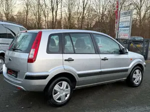 Ford Fusion Fun X 1.4 Benzin Lichtsensor AUX Bild 5