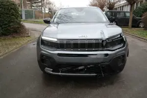 Jeep Avenger Altitude Mild-Hybrid Fahrbereit .... Bild 4