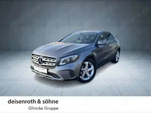 Mercedes-Benz GLA 200 DCT StHz/LED/Nav/SHZ/Business/Sport