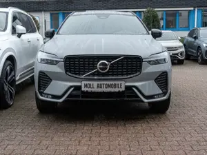 Volvo XC60 Plus Dark 2WD Leder Digitales Cockpit Memory Sitze Bild 3