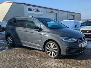 Volkswagen Touran 2.0 DSG R-Line High BLACK Pano 7Si IQ AHK