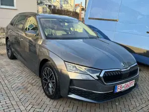 Skoda Octavia Combi 2.0 TDI 110 kW Tour-Pano-ACC-Headu