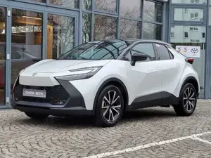 Toyota C-HR 1.8 Hybrid BlackWhite - plus Technik-Paket Navi D Bild 2