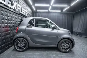 smart forTwo Turbo Brabus Style Coupe JBL Kamera Bild 3
