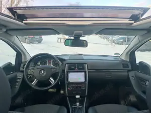 Mercedes-Benz B 200 B 200 Turbo Aut+Navi+PDC+Temp+Pano+Blue+N.Tüv