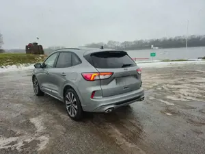 Ford Kuga 2.5 Duratec PHEV ST-LINE X