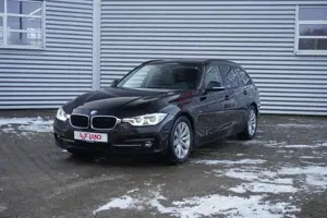 BMW 320 320d Efficient Dynamics Sport Line LED Navi PDC