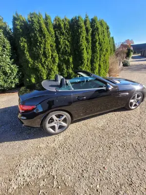 Mercedes-Benz SLC 300 SLC 300 9G-TRONIC Bild 2
