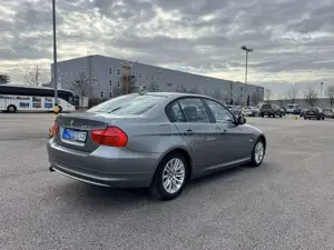 BMW 320 320d DPF LCI Xenon PDC Navi Tempomat Bild 2