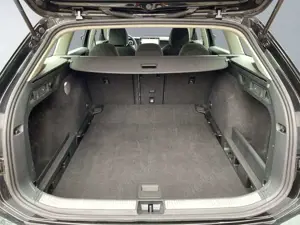 Volkswagen Passat 1.5 eTSI OPF DSG Navi+LED+Lenk/SHZ+R-Kam+DAB+ Bild 5