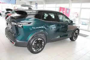 Nissan Qashqai 1.3 DIG-T N-Connecta AT el.Heckklappe Bild 4