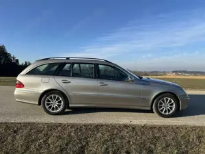 Mercedes-Benz E 280 E 280 T (S211) | Rentnerfahrzeug | SERVICE NEU Bild 2