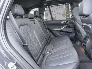 BMW X5 xDrive30d M-Sport DAPro 360° STANDHZ PANO H/K Bild 4