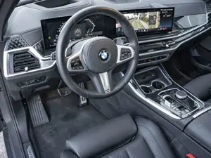 BMW X5 xDrive30d M-Sport DAPro 360° STANDHZ PANO H/K Bild 5