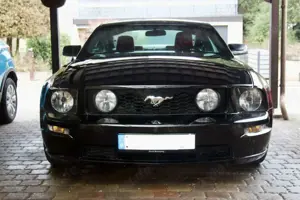 Ford Mustang GT S197 Coupe - 4,6l V8