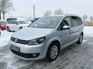 Volkswagen Touran Cup 1.2 TSI 7 Sitze AHK