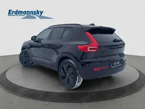 Volvo XC40 B3 Plus Black Edition/360/Frontscheibenhzg Klima Bild 2