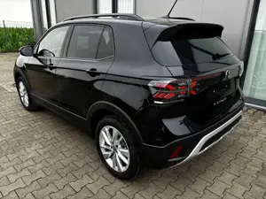 Volkswagen T-Cross LIFE 1.5 TSI 150PS DSG/AUTOMATIK, Deep-Black-Me... Bild 4