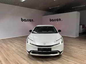 Toyota Prius Plug-in Hybrid Executive