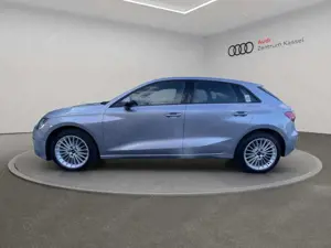 Audi A3 30 TFSI LED Navi PDC+ Teilleder Bild 4