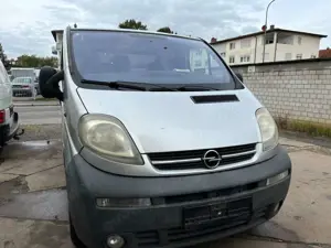 Opel Vivaro Vivaro 1.9 CDTI L1H1. Motor. Defekt