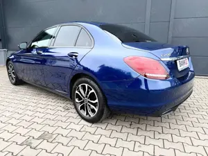 Mercedes-Benz C 200 9G TRONIC Avantgarde*NAV*KAM*NIGHT*KEYLES*LED*AMBT