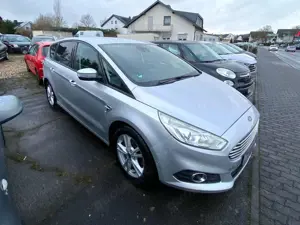 Ford S-Max Trend Bild 3