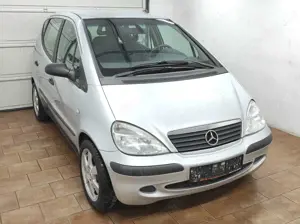 Mercedes-Benz A 160 LANG KLIMA AHK *TÜV NEU* ESP EURO-4 ALLWETTER Bild 3