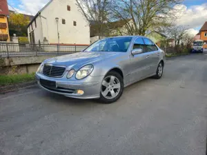 Mercedes-Benz E 240 E-Klasse Avantgarde