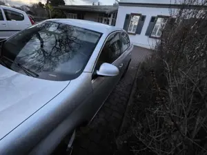 Volkswagen Jetta 2.0 TDI DPF Comfortline Bild 3