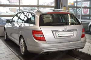 Mercedes-Benz C 200 CGI Elegance Xenon*Automatik*Navi Bild 4