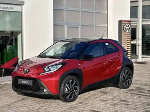 Toyota Aygo X AYGO X 1,0 l 5-Gang Teamplayer *4,99%*