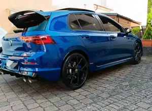 Volkswagen Golf R Performance-Akrapovic-Voll*Garantieverlängerung* Bild 1