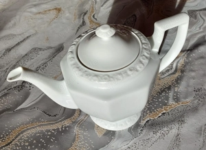 Rosenthal Maria Teekanne groß 1,1 Ltr. -neuwertiger Gesamtzustand -