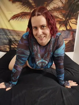 Mollig, feucht & dauergeil! 1250 Videos, abertausende Bilder und hunderte Audios