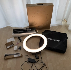 Neewer Ringlicht RP18S