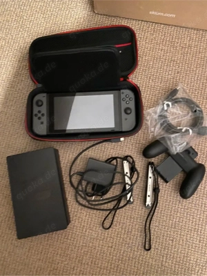 nintendo switch grau mit zubehör  Bild 2